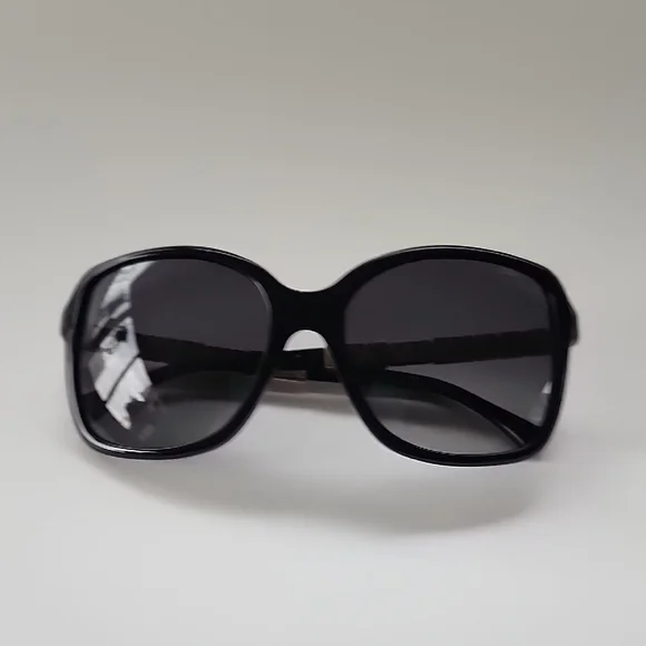 CHANEL Black Bold Frame Sunglasses CHANEL Black Bold Frame Sunglasses main image 2